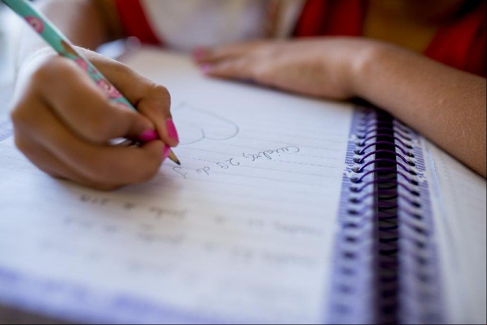 Assembleia aprova projeto Alfabetiza MT e cria prêmio para as 100 escolas públicas com melhores resultados