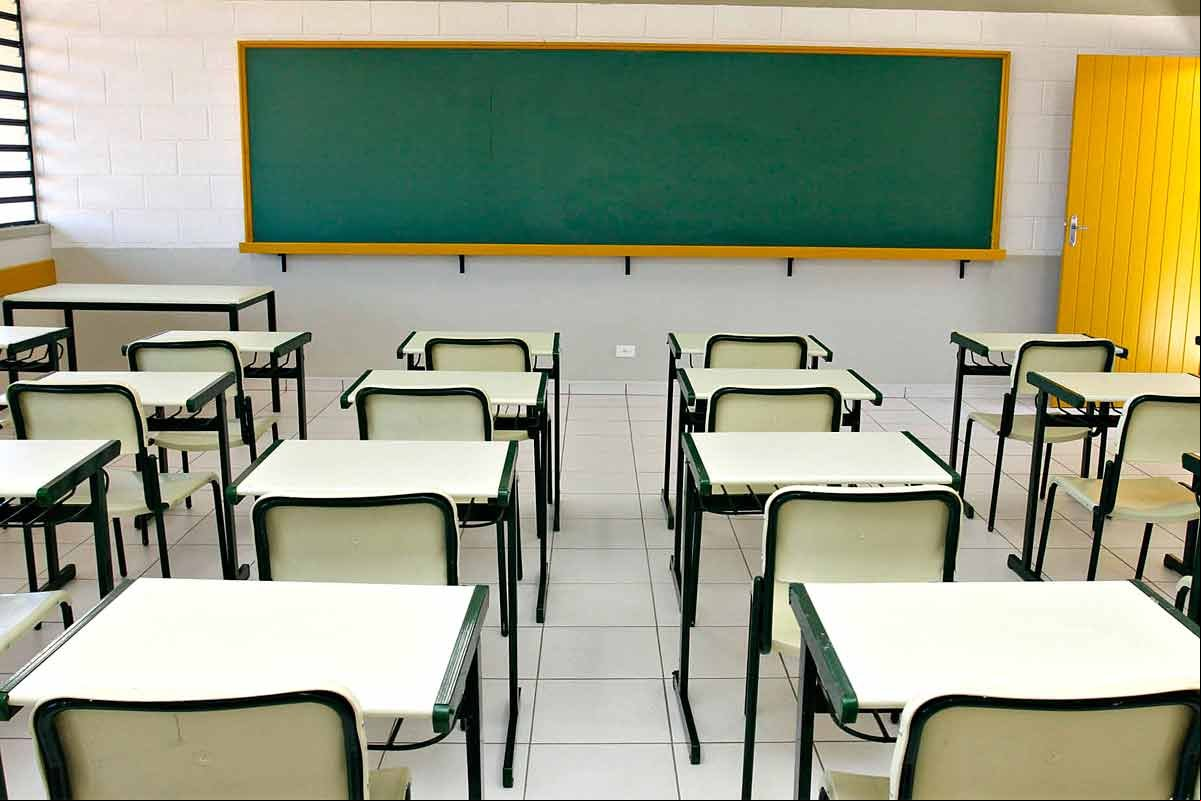 Seduc e diretores estudam retorno de aula presencial em outubro